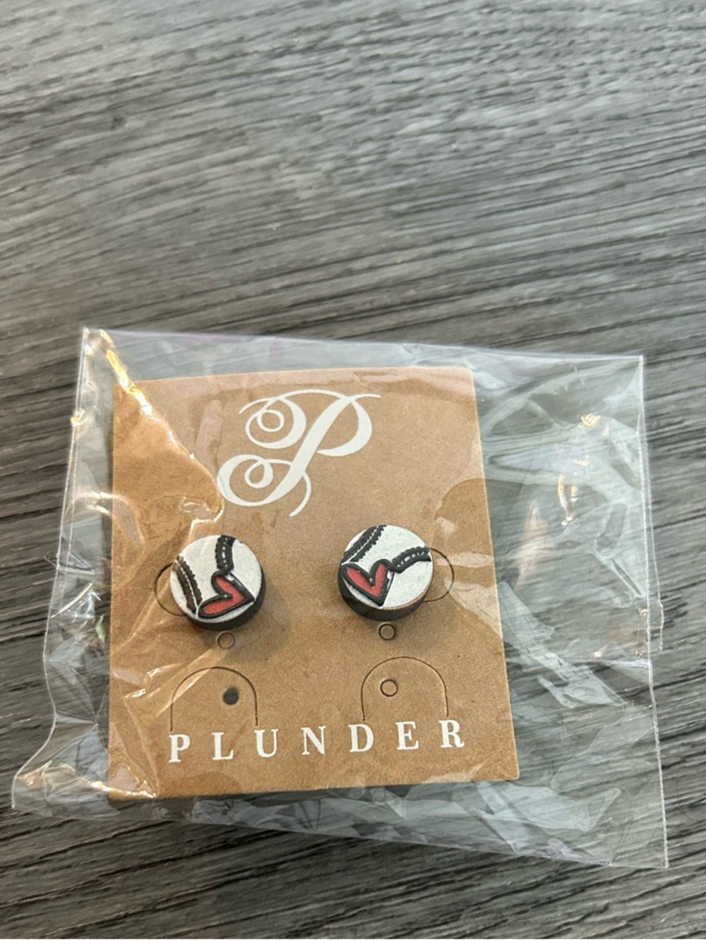 NWT Plunder White and Red Heart Stud Earrings